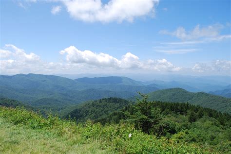The highest elevation in feet along the Appalachian Trail, at Clingmans Dome in Great Smoky Mountains National Park. . Highest elevation towns in appalachian mountains